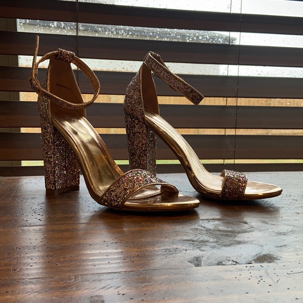 Rose gold glitter heels, chunky heel